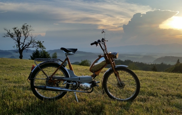 Puch Velux X30, Sonnenuntergang